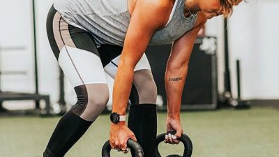 Offset-Kbell-romanian-deadlift Offset-Kbell-romanian-deadlift